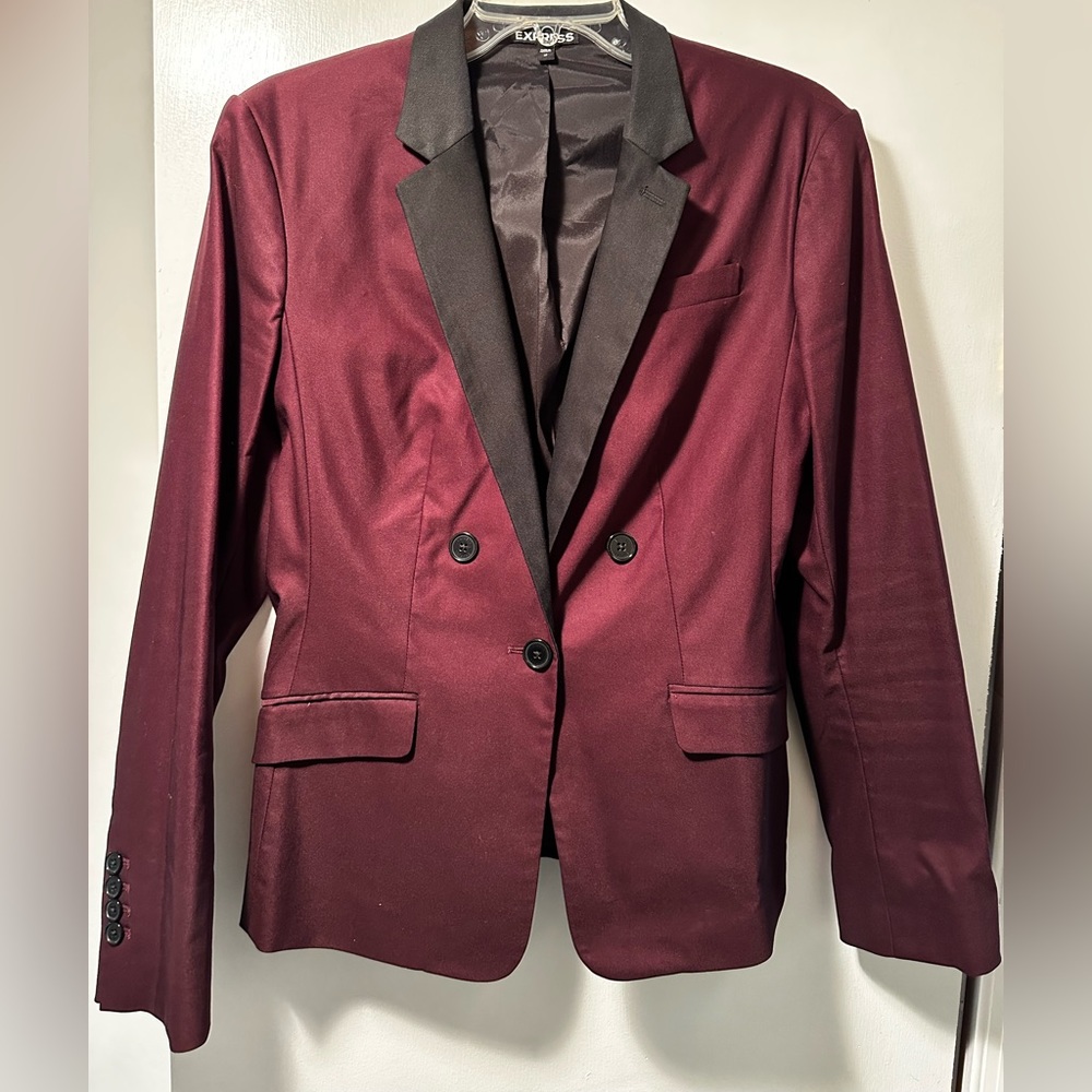 Blazer - Stretch, Wine color (more purple) with black collar, pit to pit 19.5 in